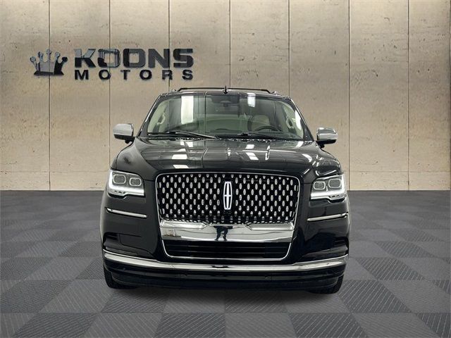 2022 Lincoln Navigator Black Label