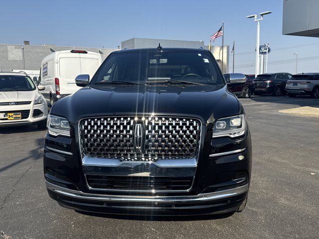 2022 Lincoln Navigator Black Label