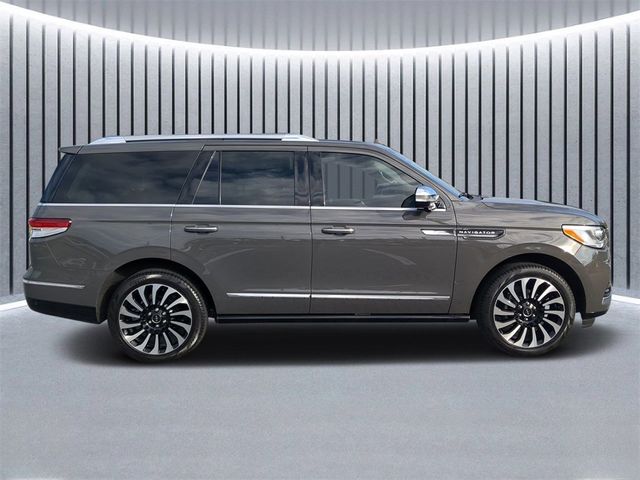 2022 Lincoln Navigator Black Label