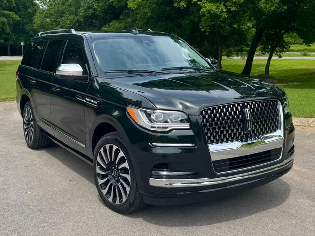 2022 Lincoln Navigator Black Label
