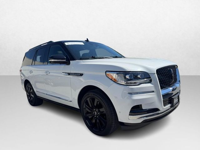 2022 Lincoln Navigator Black Label
