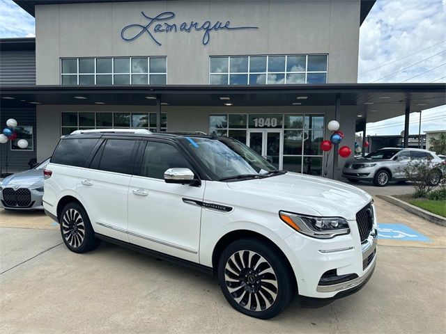 2022 Lincoln Navigator Black Label