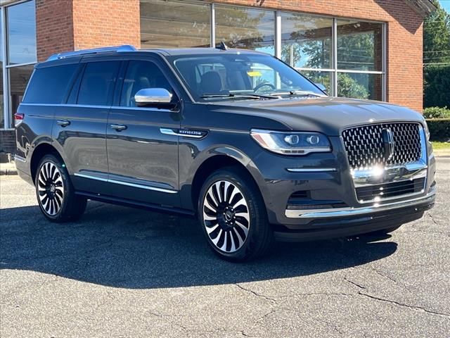 2022 Lincoln Navigator Black Label