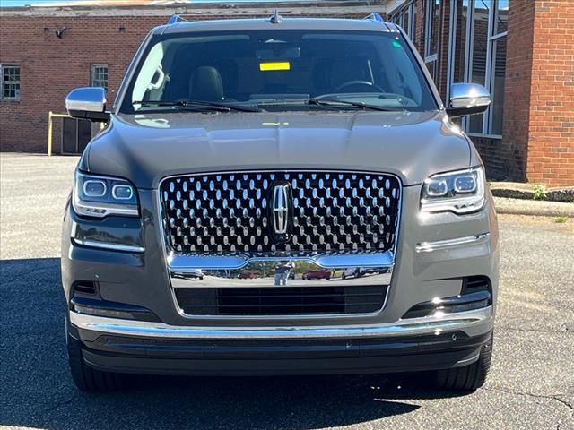 2022 Lincoln Navigator Black Label