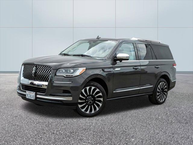 2022 Lincoln Navigator Black Label