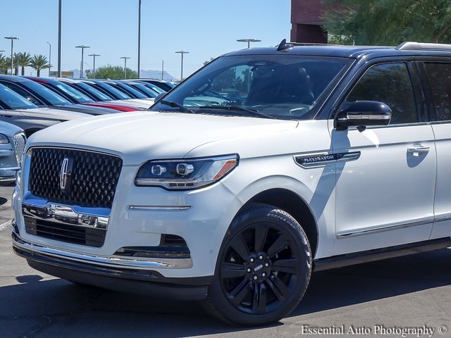 2022 Lincoln Navigator Black Label