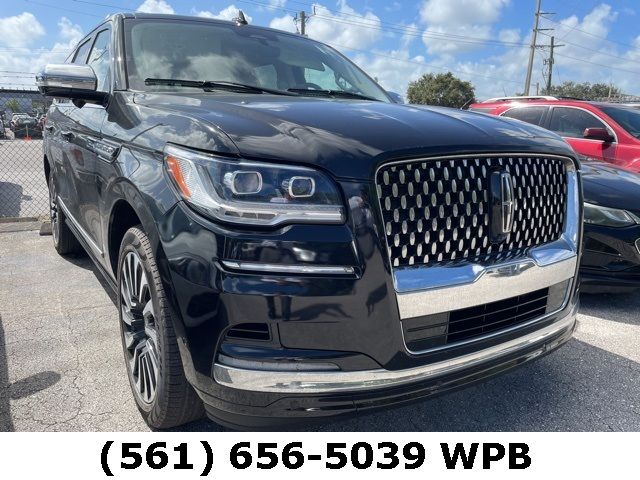 2022 Lincoln Navigator Black Label