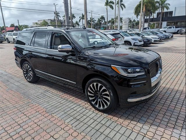 2022 Lincoln Navigator Black Label