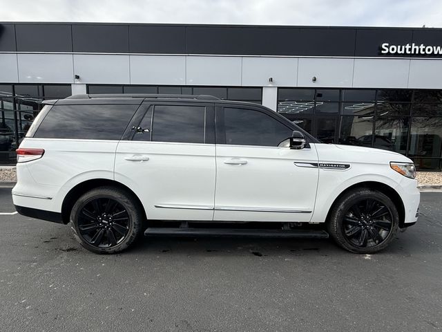 2022 Lincoln Navigator Black Label