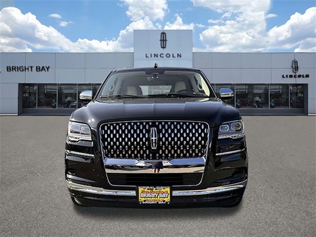 2022 Lincoln Navigator Black Label