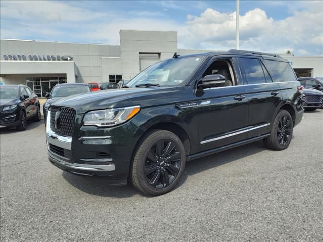 2022 Lincoln Navigator Black Label