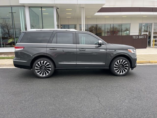 2022 Lincoln Navigator Black Label