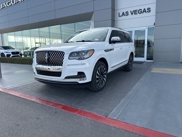 2022 Lincoln Navigator Black Label