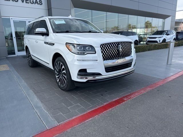 2022 Lincoln Navigator Black Label