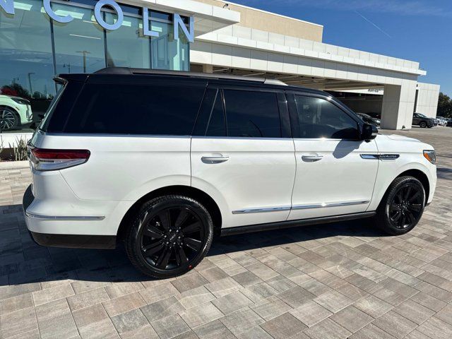 2022 Lincoln Navigator Black Label