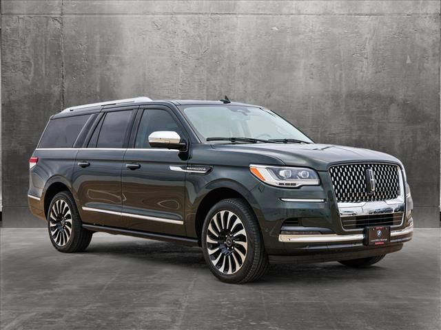 2022 Lincoln Navigator L Black Label