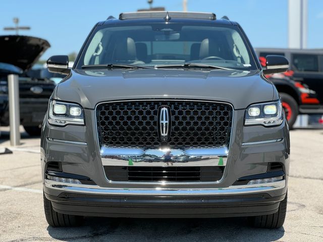 2022 Lincoln Navigator Black Label