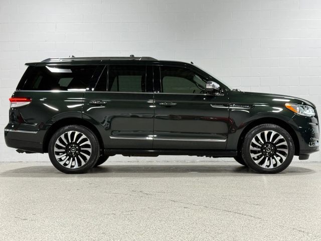 2022 Lincoln Navigator Black Label