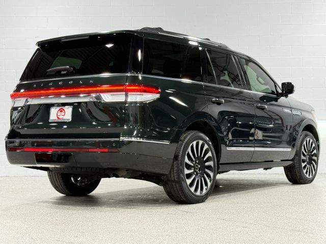 2022 Lincoln Navigator Black Label