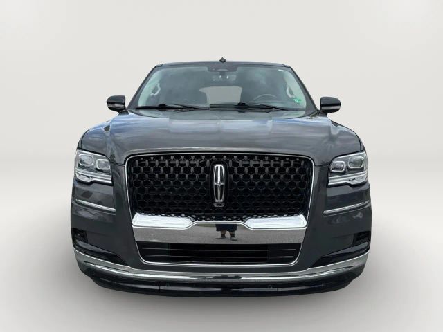 2022 Lincoln Navigator Black Label