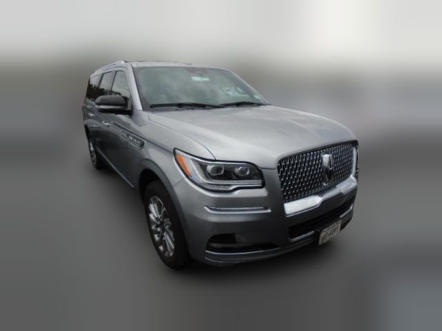 2022 Lincoln Navigator L Standard