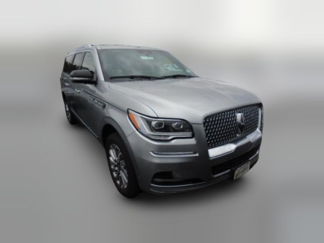 2022 Lincoln Navigator L Standard