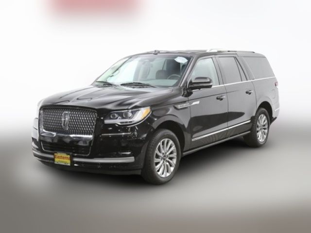 2022 Lincoln Navigator L Standard