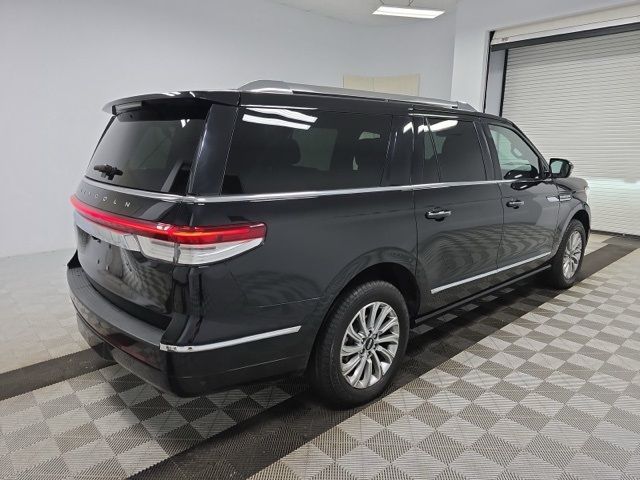 2022 Lincoln Navigator L Standard