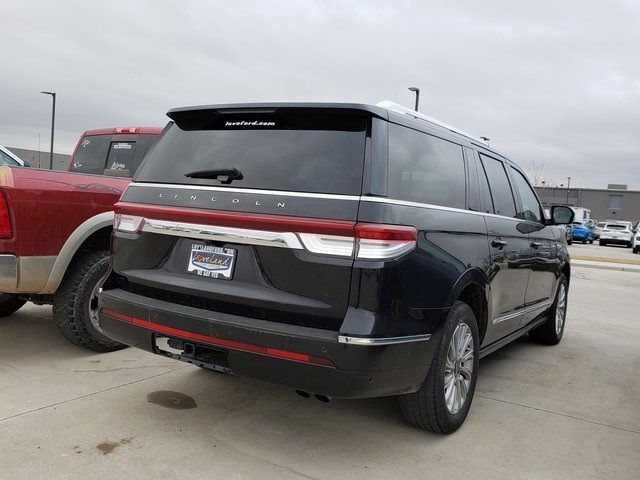 2022 Lincoln Navigator L Standard