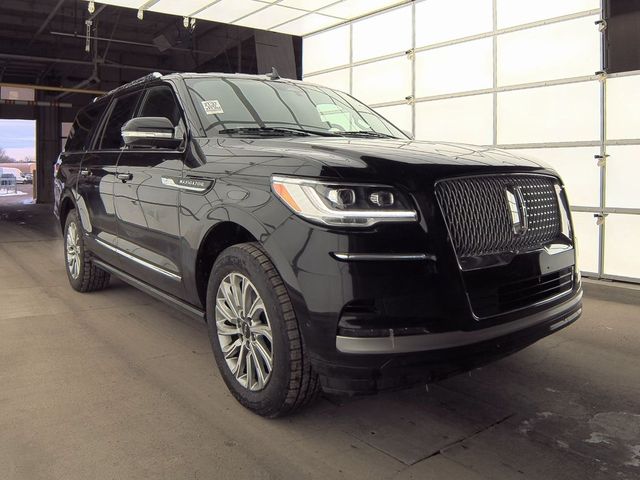 2022 Lincoln Navigator L Standard