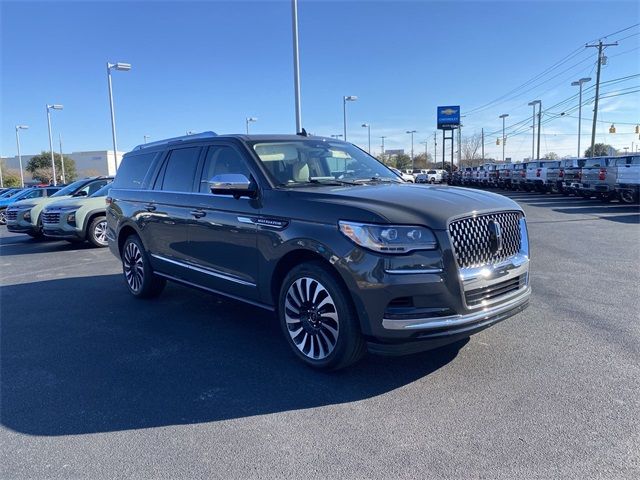 2022 Lincoln Navigator L Black Label