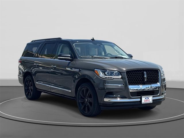 2022 Lincoln Navigator L Black Label