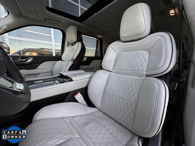 2022 Lincoln Navigator L Black Label