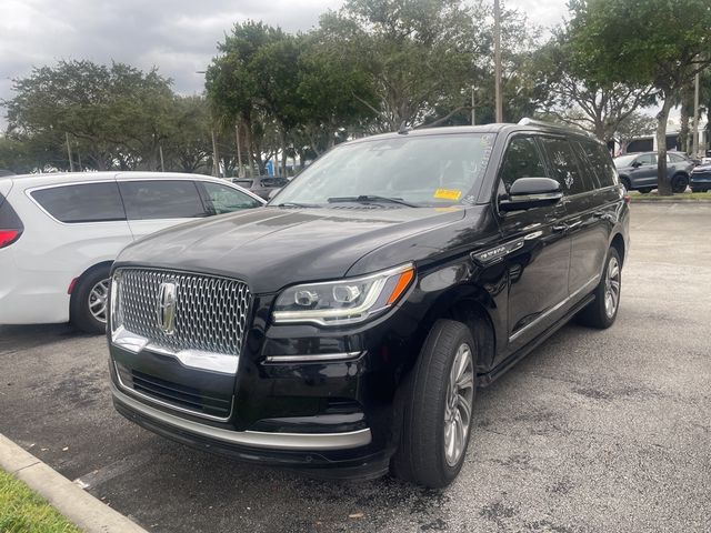 2022 Lincoln Navigator L Reserve