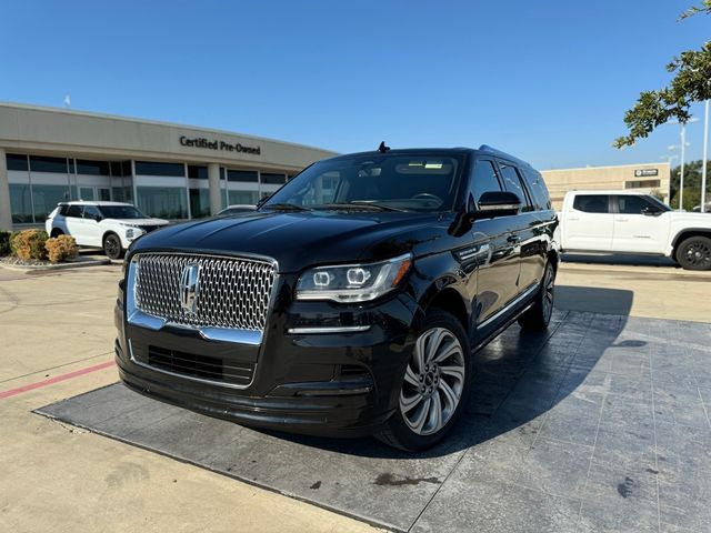 2022 Lincoln Navigator L Reserve