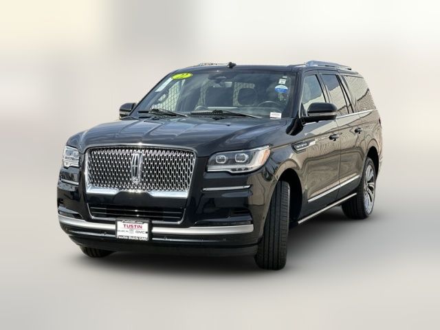 2022 Lincoln Navigator L Reserve