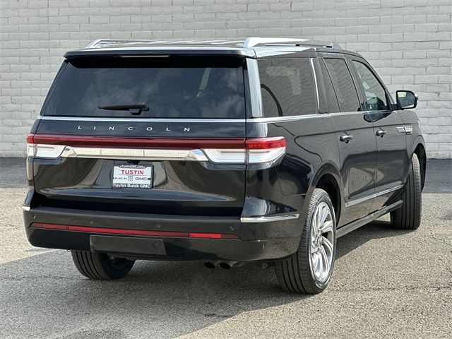 2022 Lincoln Navigator L Reserve