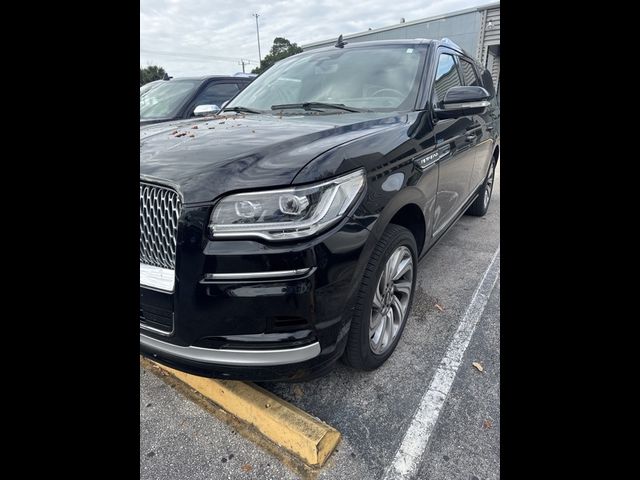 2022 Lincoln Navigator L Reserve