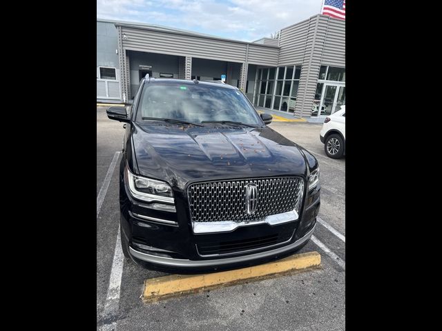 2022 Lincoln Navigator L Reserve