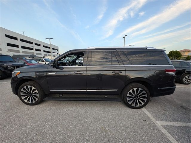 2022 Lincoln Navigator L Reserve