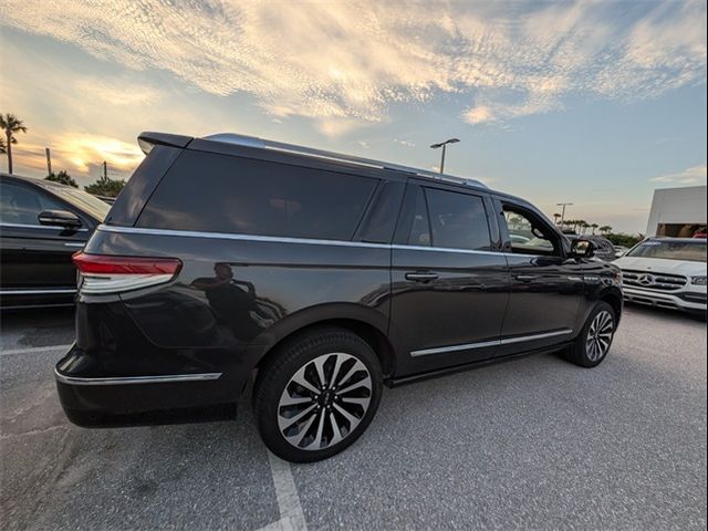 2022 Lincoln Navigator L Reserve