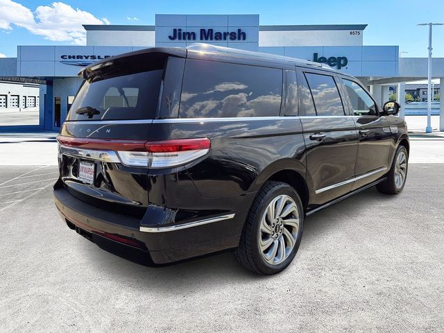 2022 Lincoln Navigator L Reserve