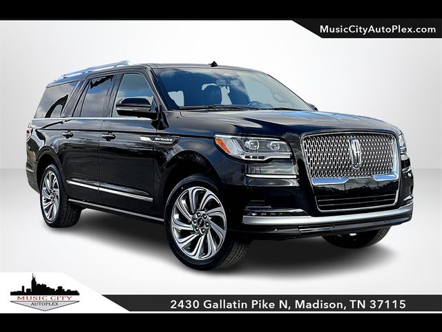 2022 Lincoln Navigator L Reserve