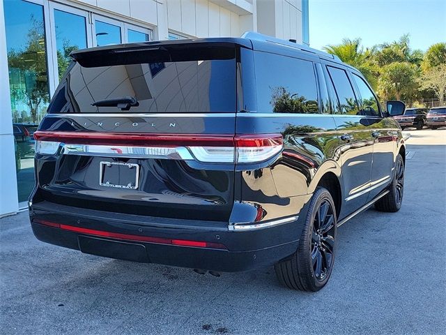 2022 Lincoln Navigator L Reserve