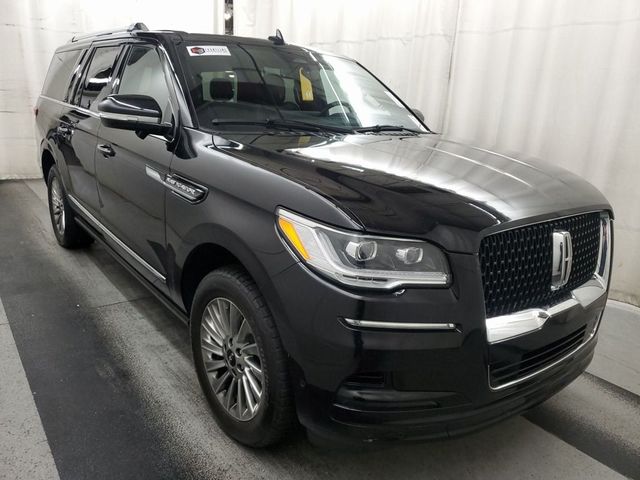 2022 Lincoln Navigator L Reserve