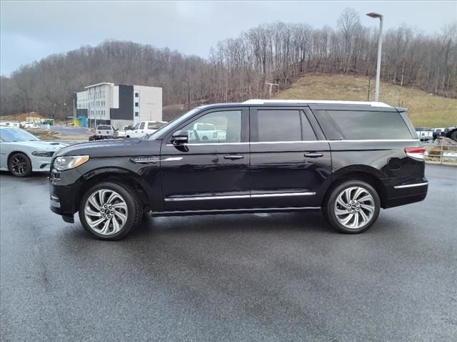 2022 Lincoln Navigator L Reserve