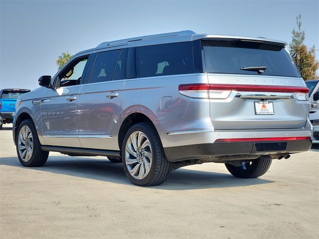 2022 Lincoln Navigator L Reserve