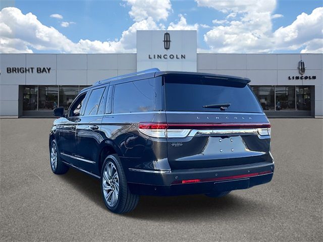 2022 Lincoln Navigator L Reserve