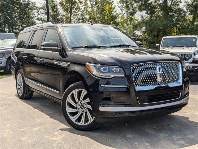 2022 Lincoln Navigator L Reserve