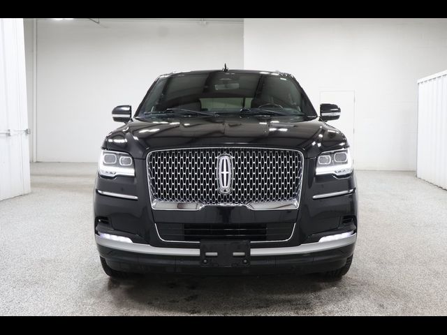 2022 Lincoln Navigator L Reserve